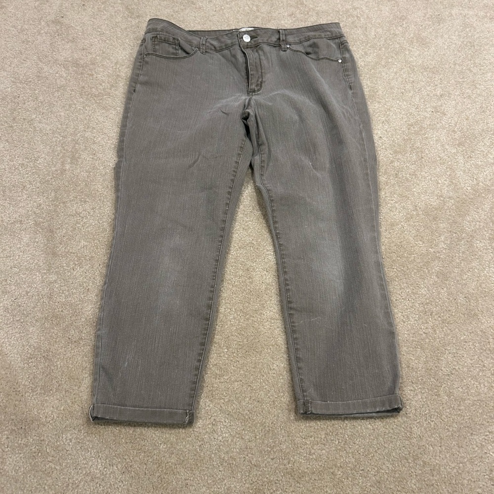 Jessica Simpson Gray Jeans In Size 32